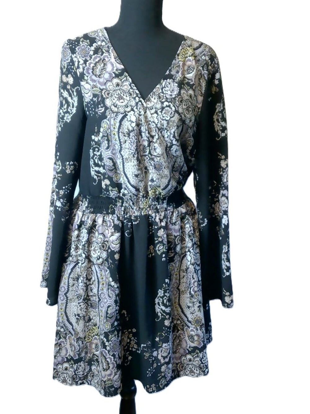 Xhilaration Floral Paisley Surplice Long Sleeve Mini Dress Size L